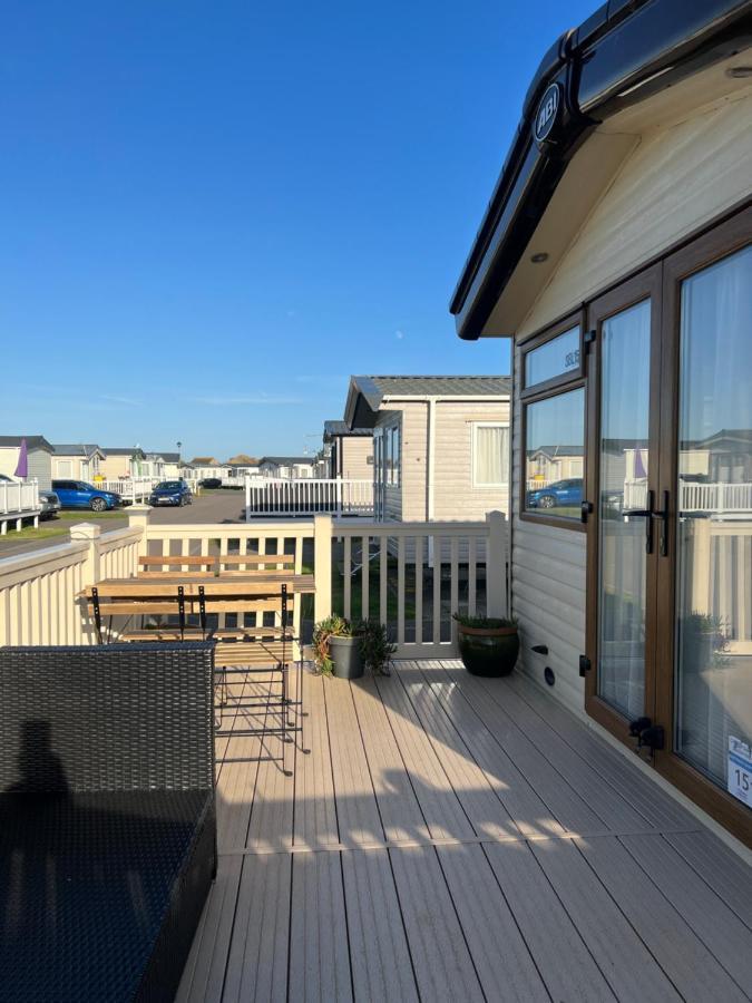 Camber Sands 6 berths 2 bath Decked, Dog Friendly Bagian luar foto