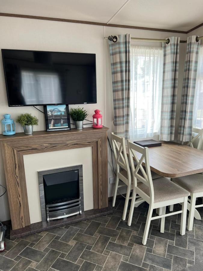 Camber Sands 6 berths 2 bath Decked, Dog Friendly Bagian luar foto
